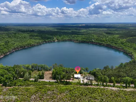 182 Blue Pond Cir, Ponce De Leon, FL 32455