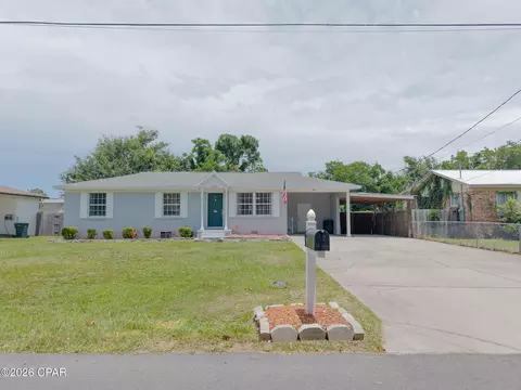 1803 Georgia Ct, Lynn Haven, FL 32444