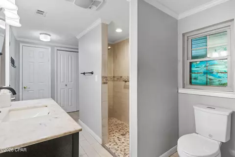Bath - 5709 Grove Rd, Bascom, FL 32423 photo 2 of 2