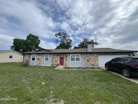804 Venetian Way, Panama City, FL 32405