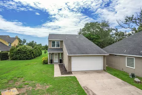 2511 Country Club Dr, Lynn Haven, FL 32444