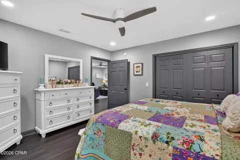 Bedroom - 717 Sinclair St, Chipley, FL 32428 photo 3 of 6