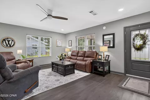 Other - 717 Sinclair St, Chipley, FL 32428 photo 1 of 9