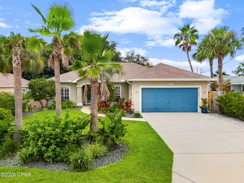 208 Azalea St, Panama City Beach, FL 32407
