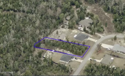 3511 High Cliff Rd, Southport, FL 32409