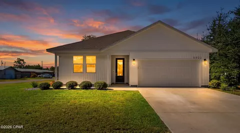 5022 Hagin Dr, Panama City, FL 32404