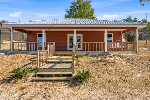 4936 Long Lake Ridge Dr, Chipley, FL 32428