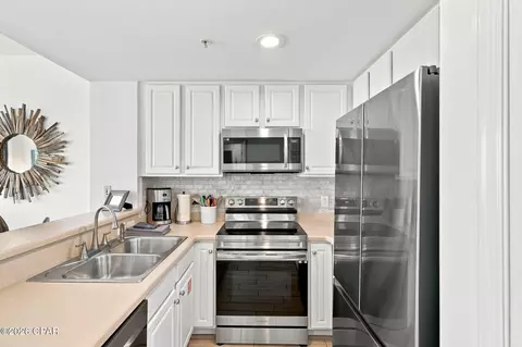 5115 Gulf Dr #705, Panama City, FL 32408