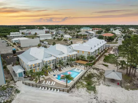 272 Dockside Dr, Port St Joe, FL 32456
