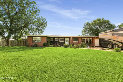 2350 Cincinnati Ave, Panama City, FL 32405