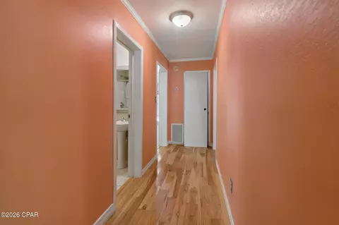Entry Way - 672 Main St, Chipley, FL 32428 photo 1 of 1