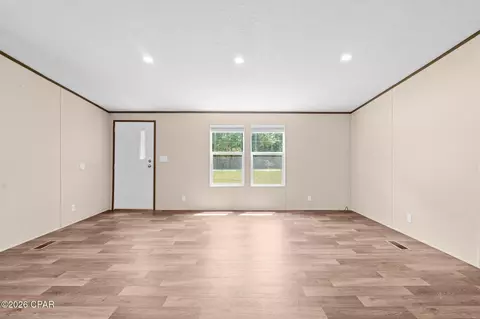 513 Shadow Ln, Freeport, FL 32439 photo 7