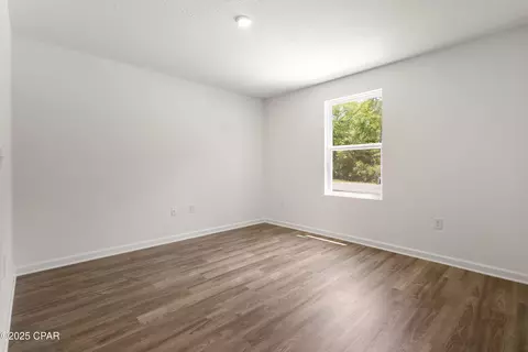 Bedroom - 4130 Flint Ave, Chipley, FL 32428 photo 1 of 4
