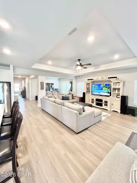 352 Grafton St, Southport, FL 32409