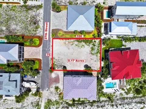 107 S 27th St, Mexico Beach, FL 32456