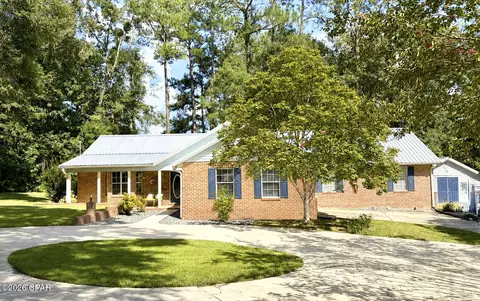 223 Country Club Dr, Havana, FL 32333