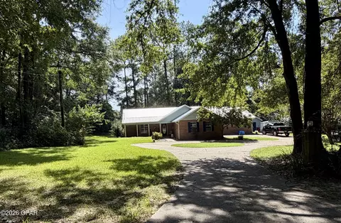 223 Country Club Dr, Havana, FL 32333
