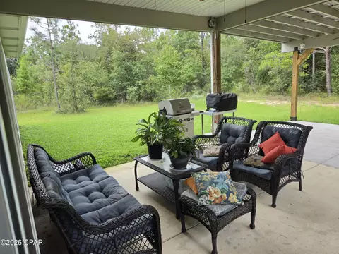 Exterior - 3445 Cardinal Pl, Chipley, FL 32428 photo 6 of 19