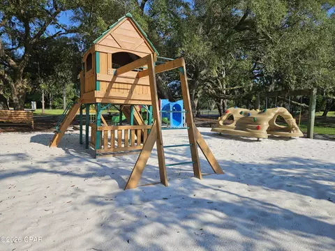 View/Area - 3445 Cardinal Pl, Chipley, FL 32428 photo 7 of 7