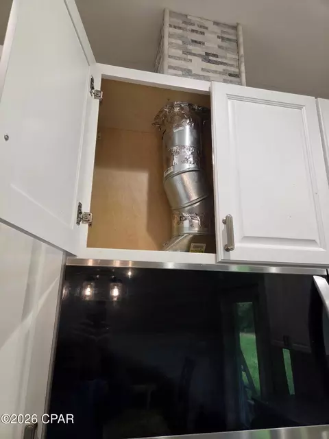 Kitchen - 3445 Cardinal Pl, Chipley, FL 32428 photo 5 of 5