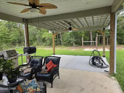 Exterior - 3445 Cardinal Pl, Chipley, FL 32428 photo 5 of 19