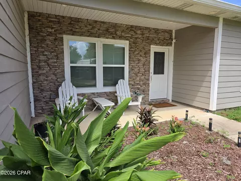 Exterior - 3445 Cardinal Pl, Chipley, FL 32428 photo 2 of 19