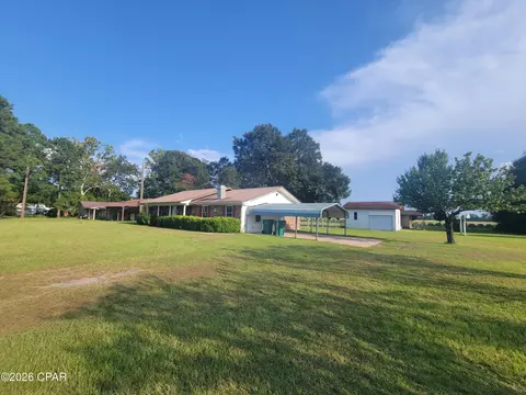 Exterior - 5081 8th Ave, Malone, FL 32445 photo 9 of 9