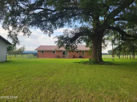 Exterior - 5081 8th Ave, Malone, FL 32445 photo 8 of 9