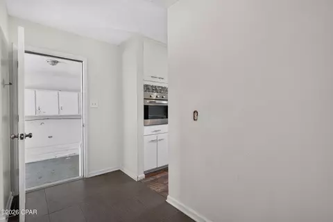 Entry Way - 760 Brown St, Chipley, FL 32428 photo 3 of 3