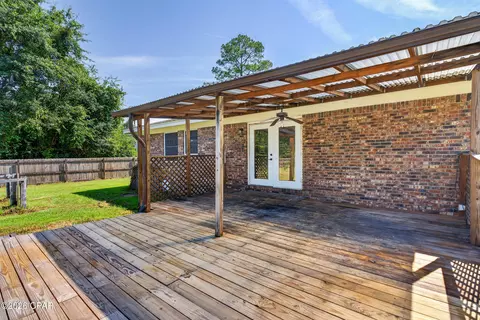 Exterior - 760 Brown St, Chipley, FL 32428 photo 1 of 9