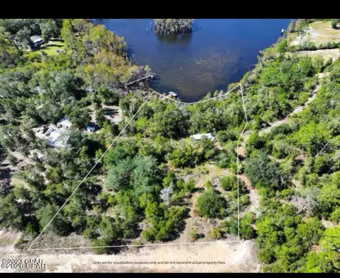 17837 Wood Duck Ln, Fountain, FL 32438