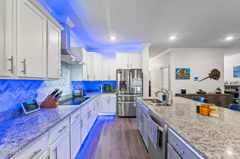 Kitchen - 201 Martingale Loop, Lynn Haven, FL 32444 photo 3 of 4