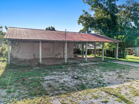 Other - 633 3rd St, Chipley, FL 32428 photo 5 of 7