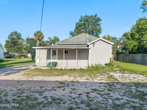 Other - 633 3rd St, Chipley, FL 32428 photo 4 of 7