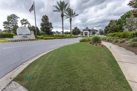 1018 Barracuda Dr, Panama City Beach, FL 32408