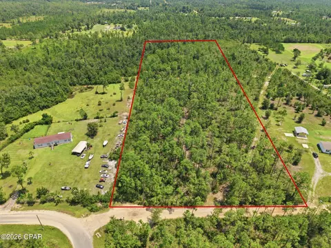 10952 Alex Dr, Fountain, FL 32438