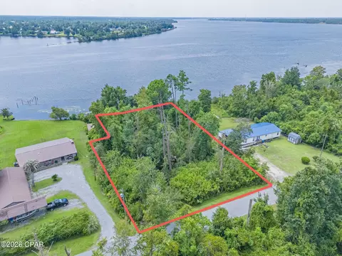 4912 Bay Ave, Youngstown, FL 32466