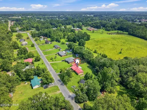 View/Area - 837 Maple St, Chipley, FL 32428 photo 5 of 5