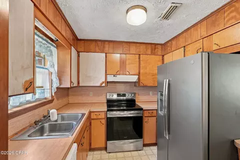Kitchen - 837 Maple St, Chipley, FL 32428 photo 1 of 2
