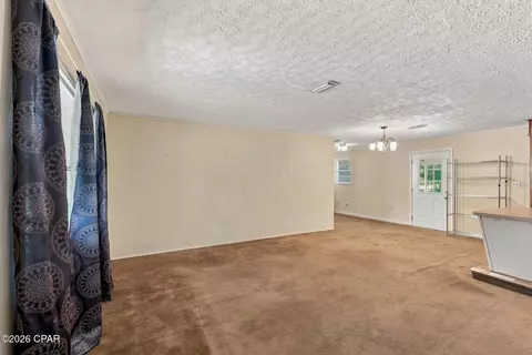 Living - 837 Maple St, Chipley, FL 32428 photo 3 of 7