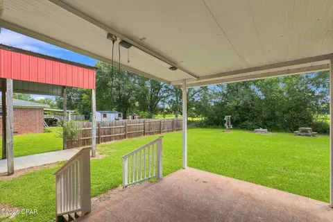 Exterior - 837 Maple St, Chipley, FL 32428 photo 2 of 6