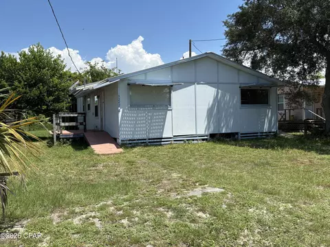 9242 Cockles Ave, Port St Joe, FL 32456