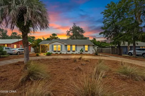 446 S Macarthur Ave, Panama City, FL 32401