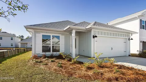 565 Hancock Way, Panama City Beach, FL 32413