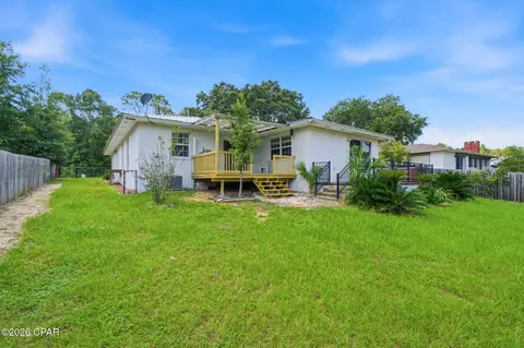 Exterior - 4541 Hancock Ct, Chipley, FL 32428 photo 2 of 6
