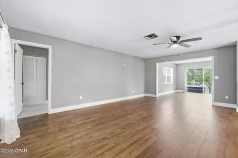 Living - 4541 Hancock Ct, Chipley, FL 32428 photo 1 of 7