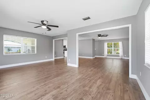 Living - 4541 Hancock Ct, Chipley, FL 32428 photo 7 of 7