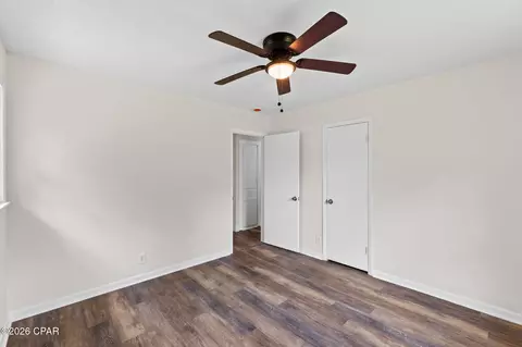 Bedroom - 5953 Deerwood Dr, Malone, FL 32445 photo 4 of 6