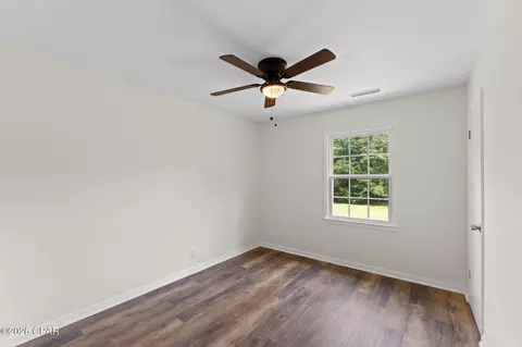 Bedroom - 5953 Deerwood Dr, Malone, FL 32445 photo 1 of 6