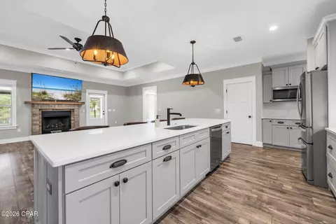 Kitchen - 37 Melody Ln, Freeport, FL 32439 photo 4 of 5